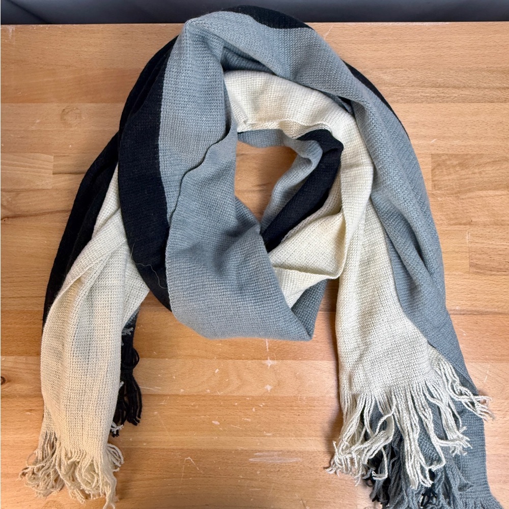 DONNI. Soft Gray Knit Fabric